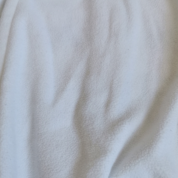 George Snowman 12 month sleeper/suit and hat set - Picture 9 of 10